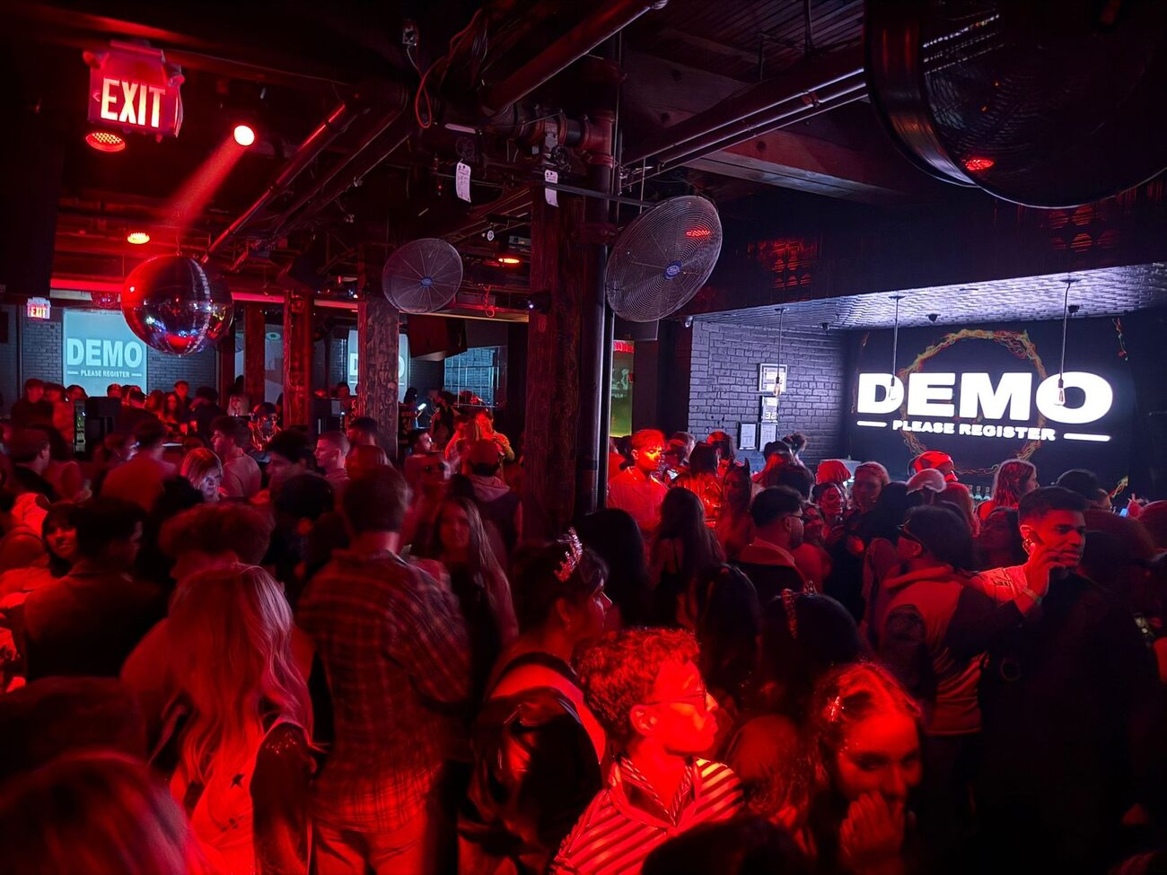 Packed crawl
